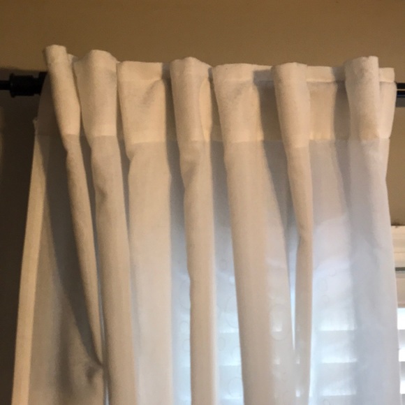 IKEA Ofelia Rund adjustable white bubble curtains - Picture 4 of 4